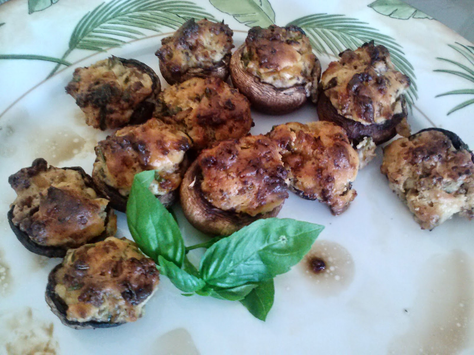 Super Sausage Stuffed Mushrooms