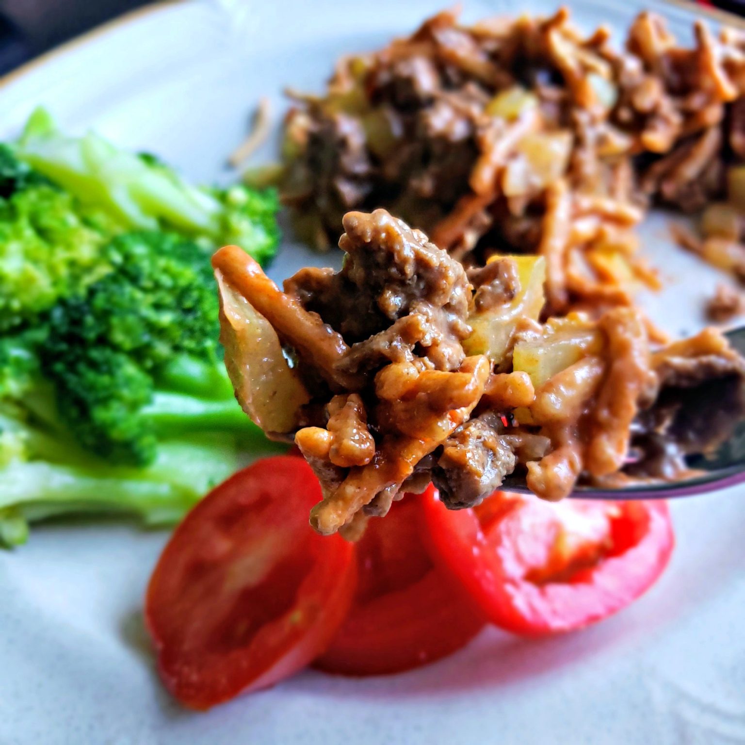 Hamburger Chow Mein - Mom's 1950's Casserole - Meemaw Eats